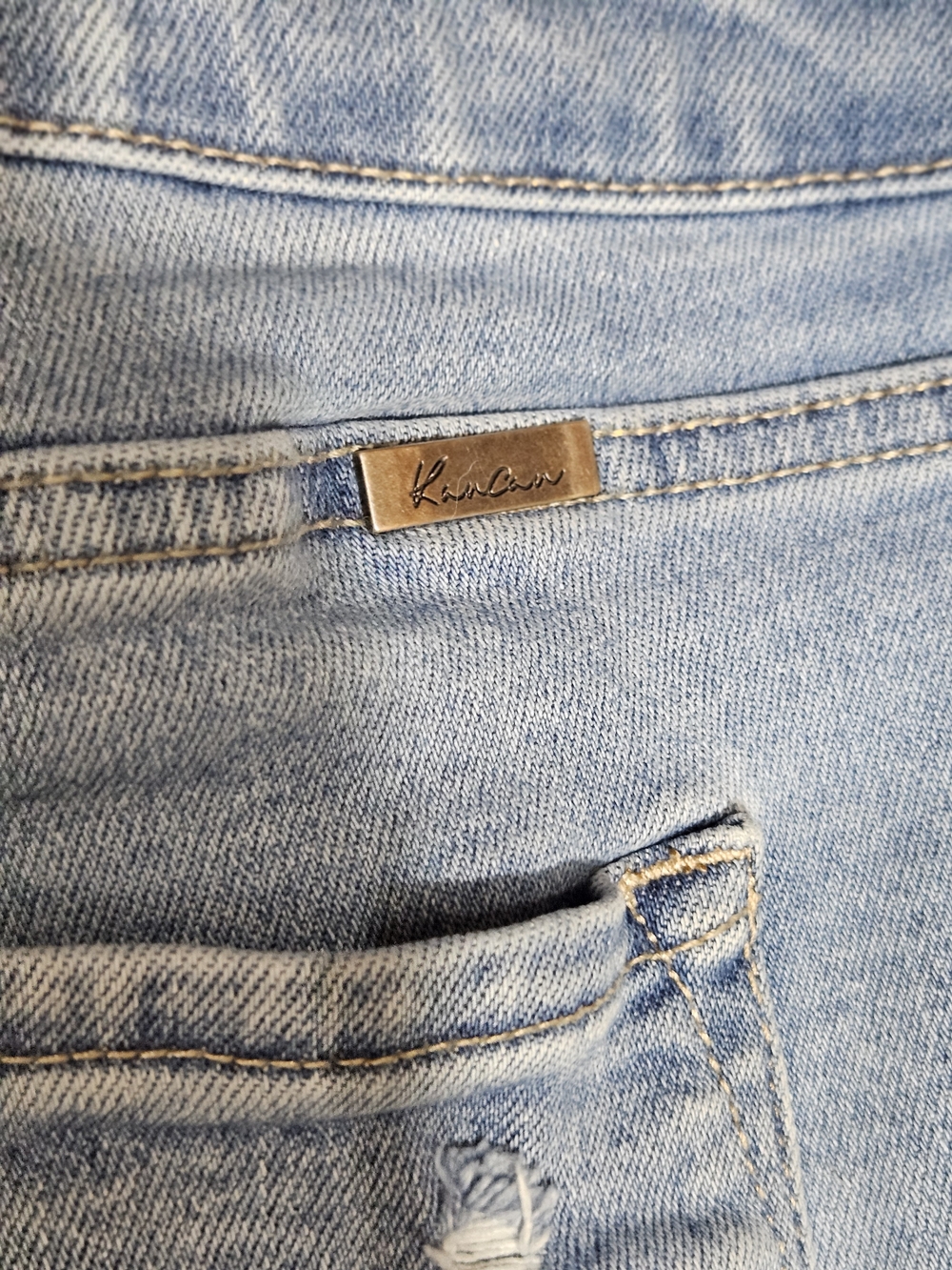 KanCan, Mid-Rise Stacked Waist Denim Shorts Raw Hem - Picture 5 of 8
